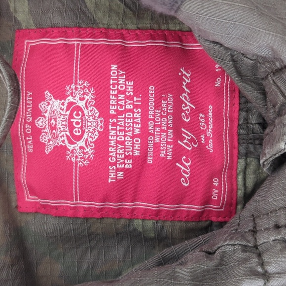 EDC by Esprit Utility Jacket - Picture 2 of 11